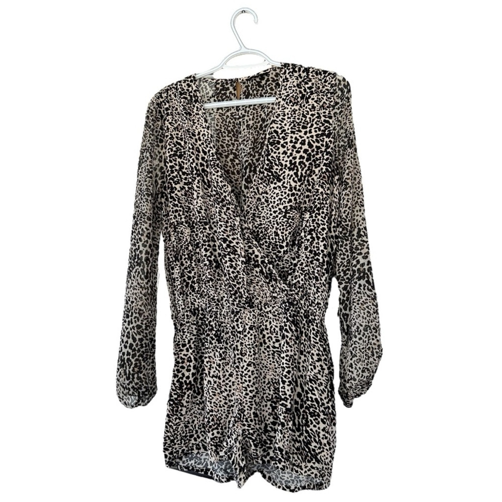 Guess Romper Animal print transparent sleeves , open back, V neck Leopard Sz Med